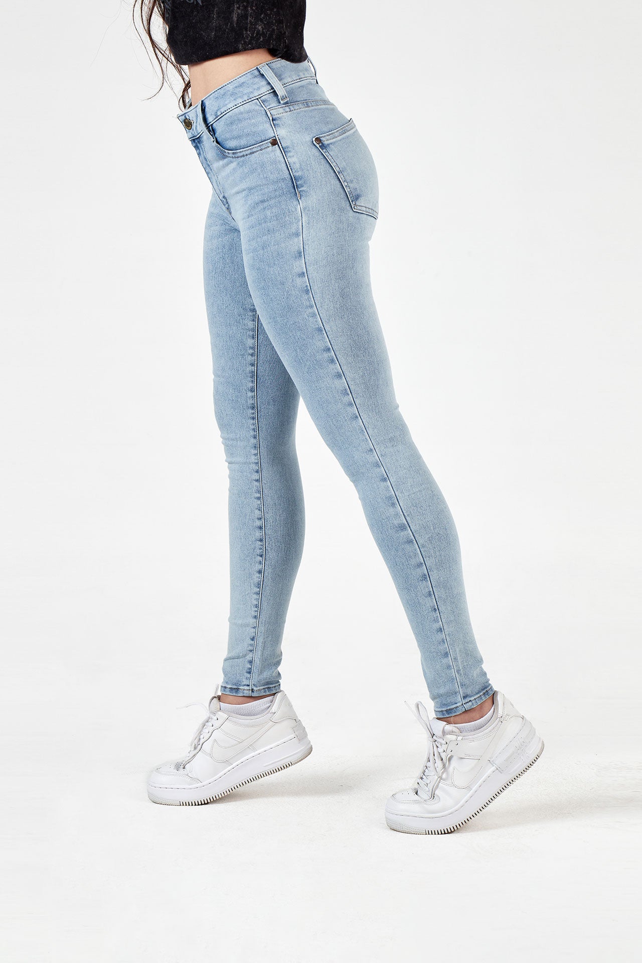 Jean skinny azul claro