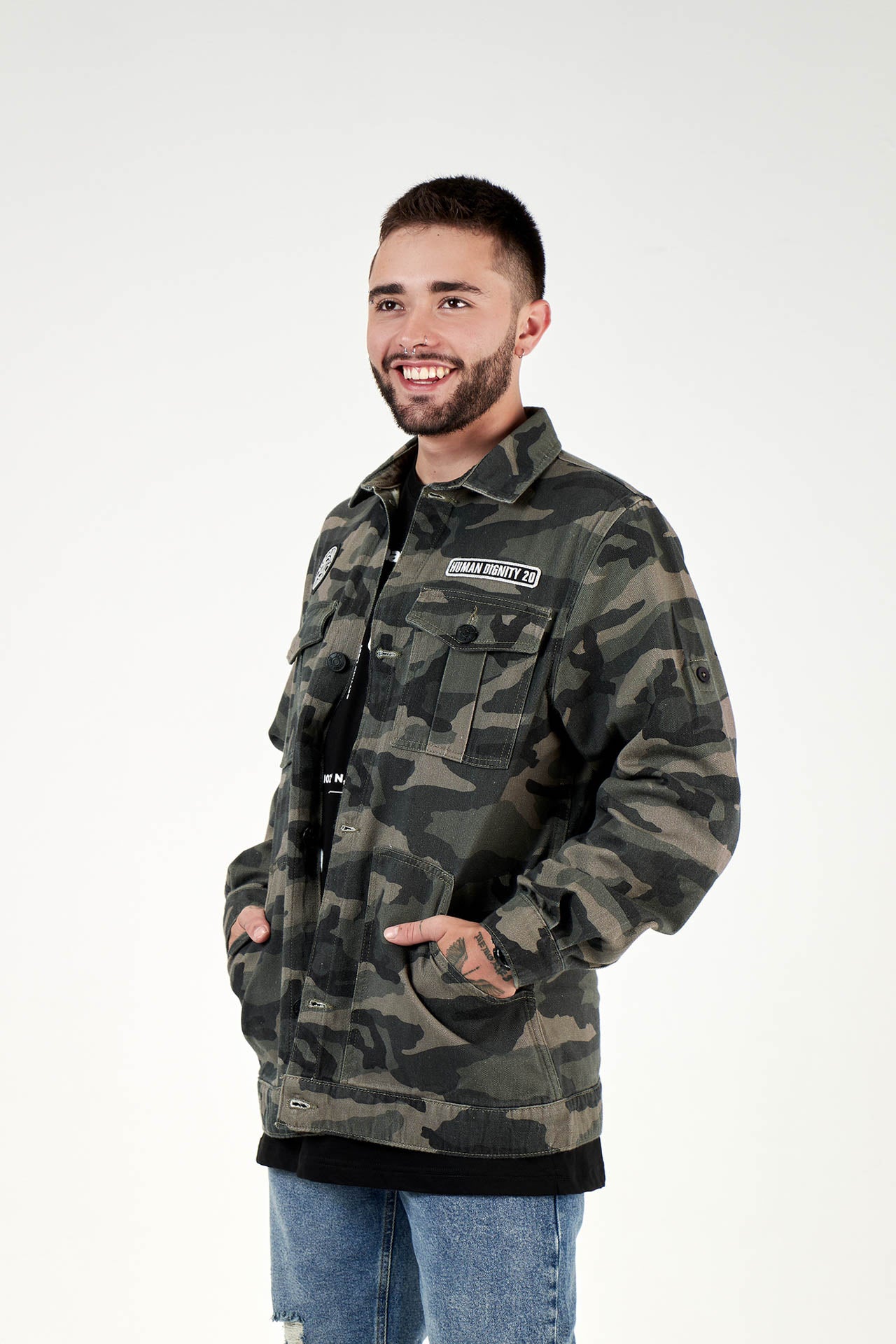 Chaqueta camo human dignity