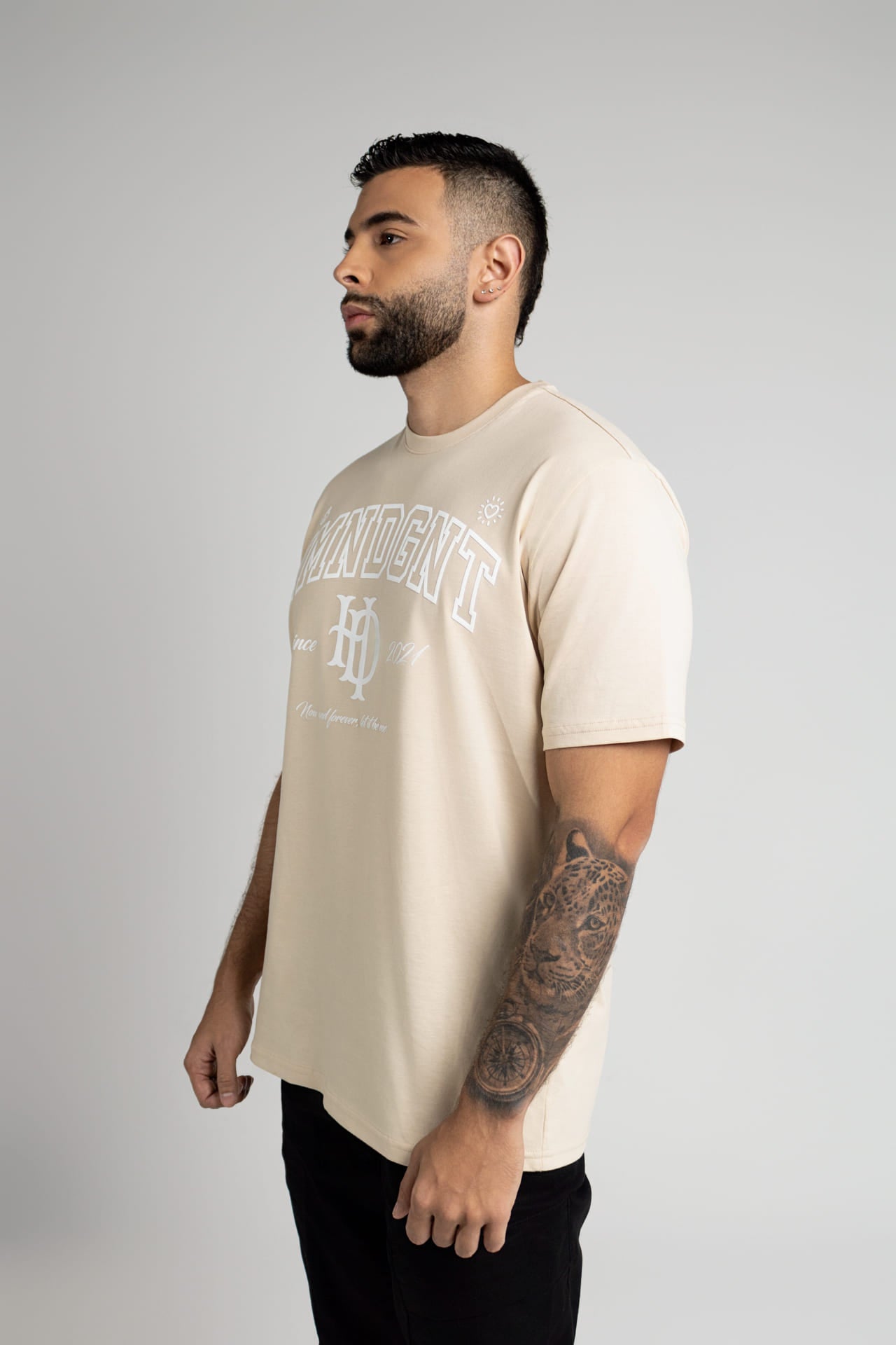 Camiseta Human Beige