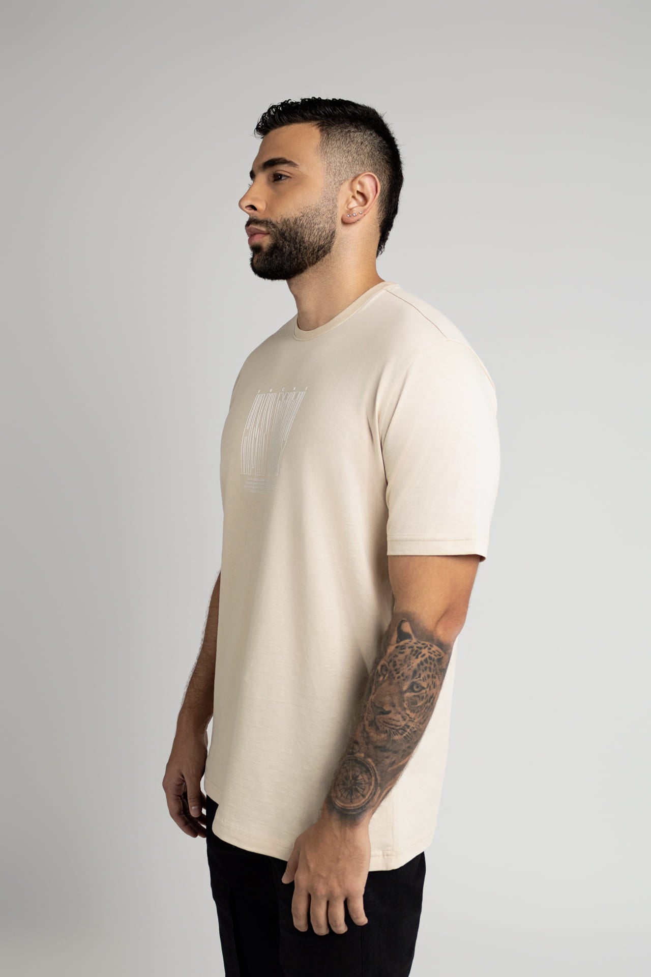 Camiseta HMN Beige