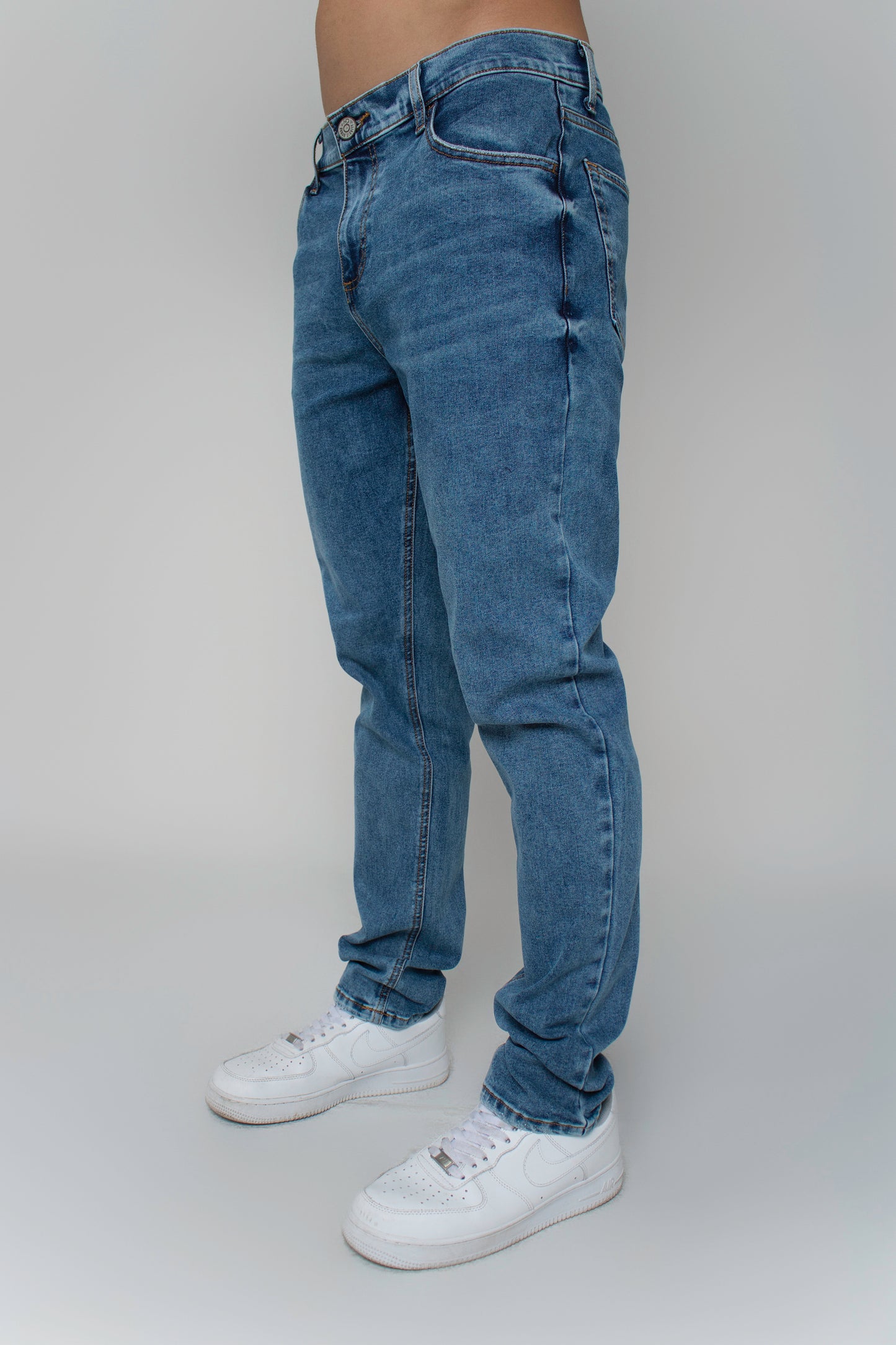 Jean Slim Fit Azul Claro