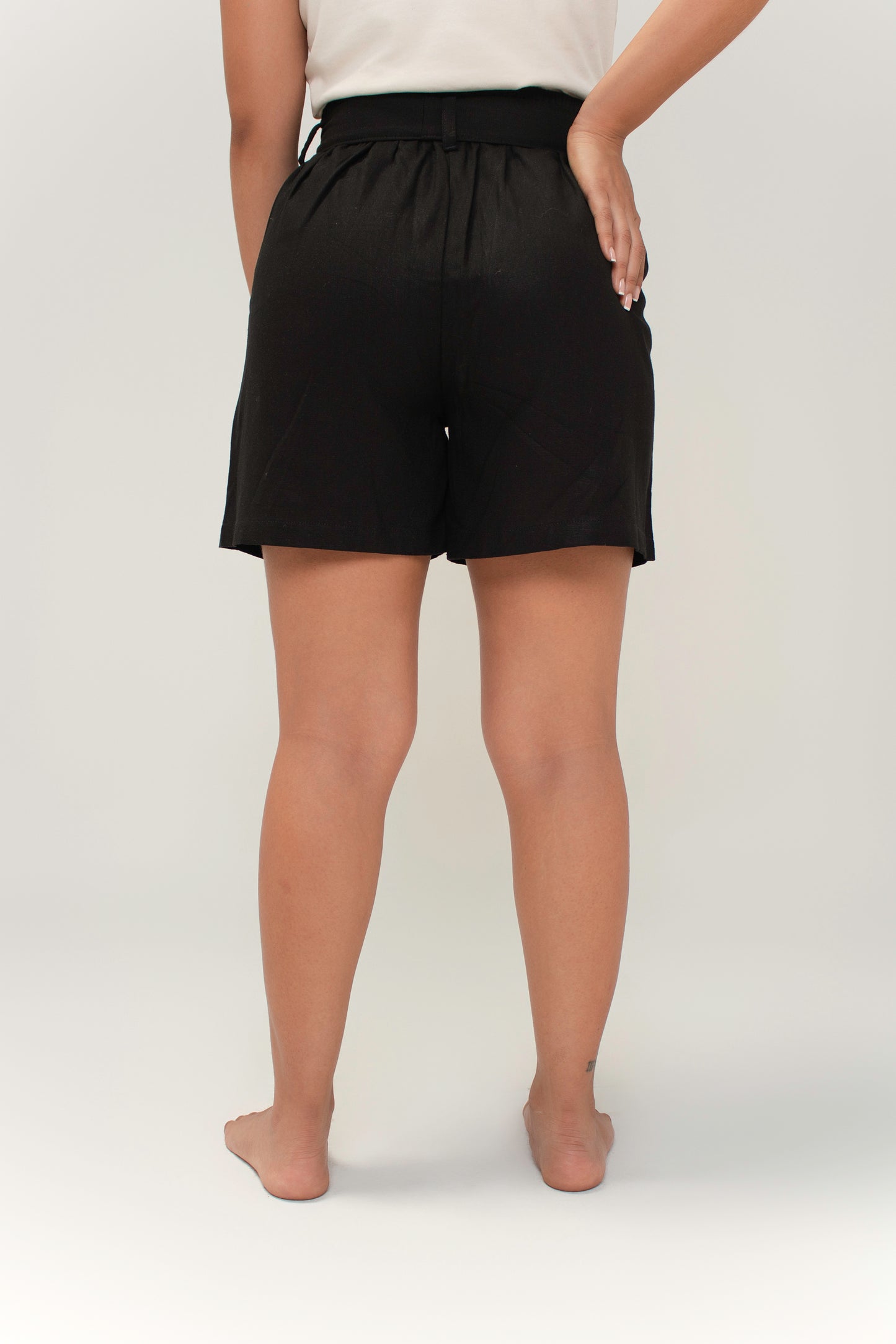 Short pliegues negro